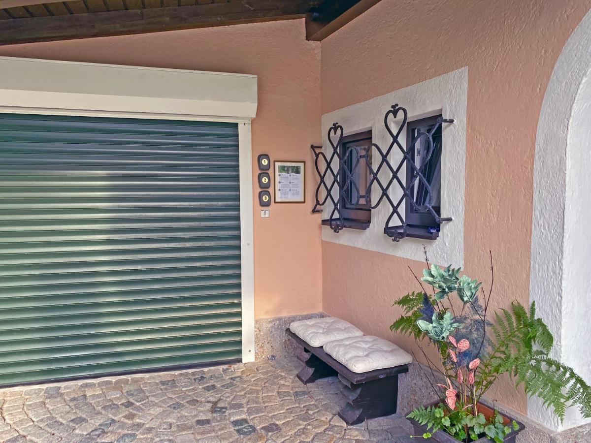 Goldspecht - Boho Appartements Saalbach-Hinterglemm Buitenkant foto