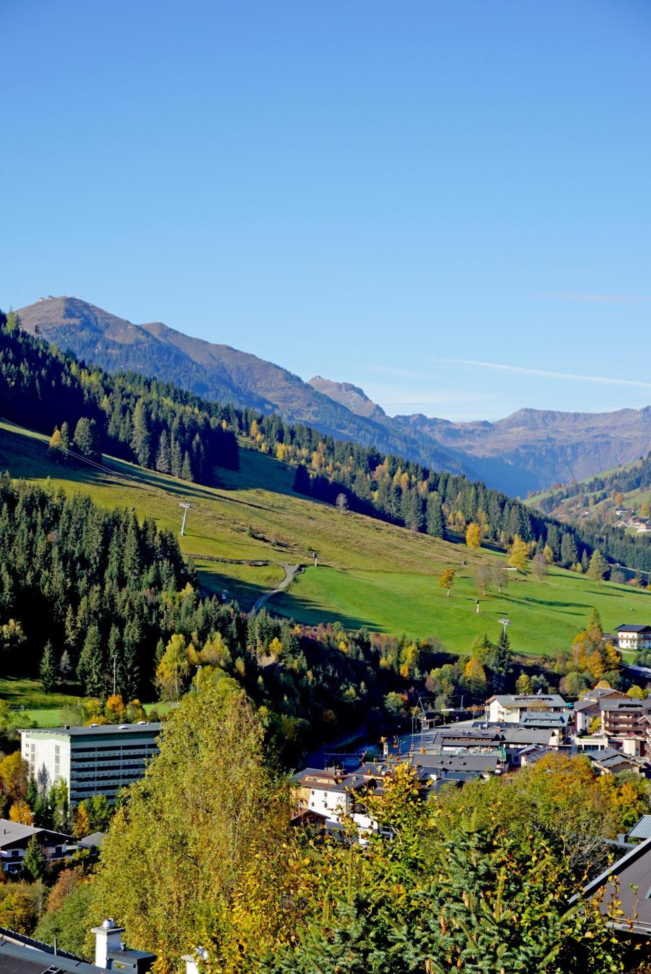 Goldspecht - Boho Appartements Saalbach-Hinterglemm Buitenkant foto