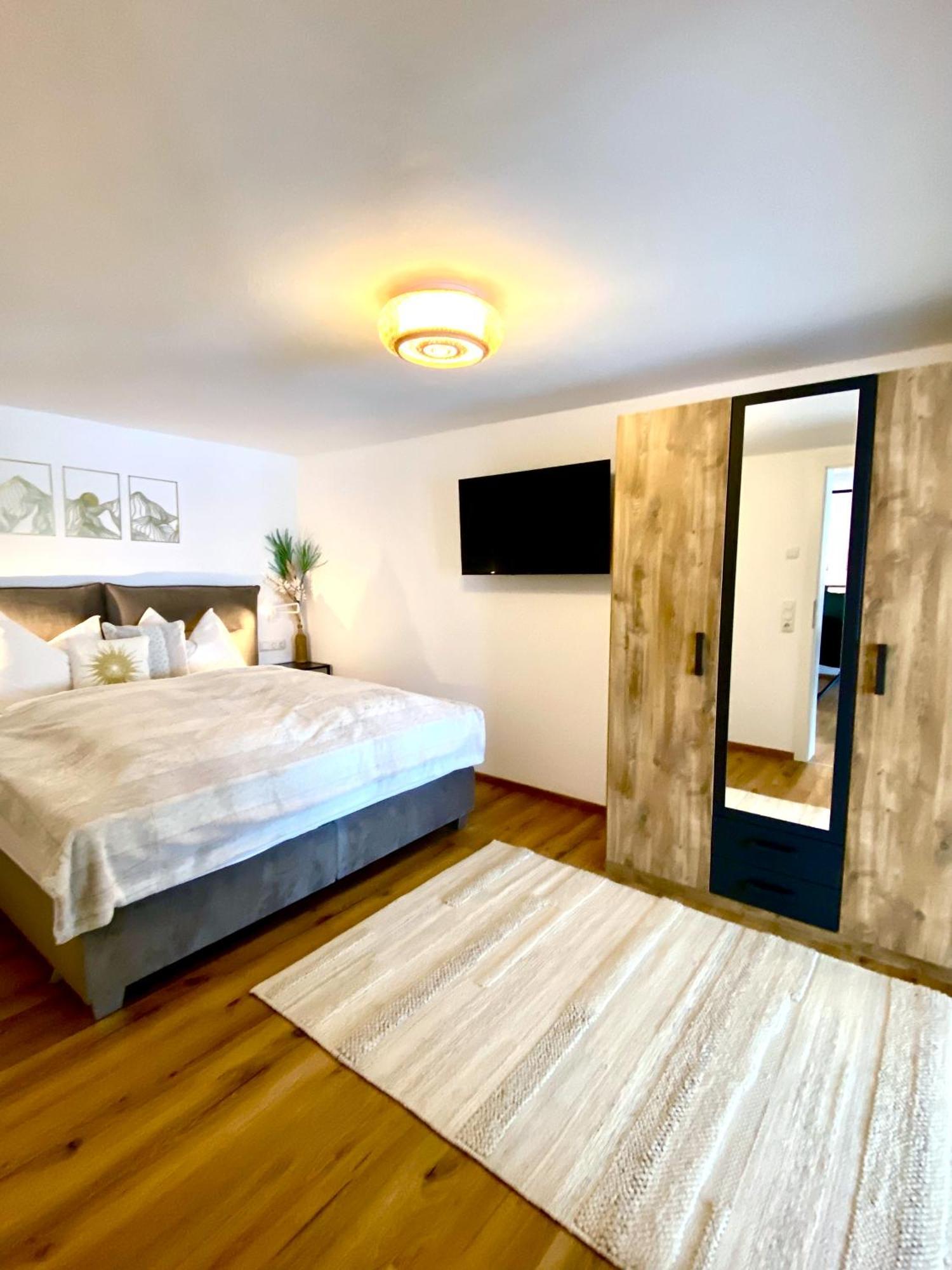 Goldspecht - Boho Appartements Saalbach-Hinterglemm Buitenkant foto
